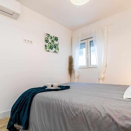 2 Apartamento En Estadio Sevilla 6 Plazas 3 Hab Y Metro Εξωτερικό φωτογραφία