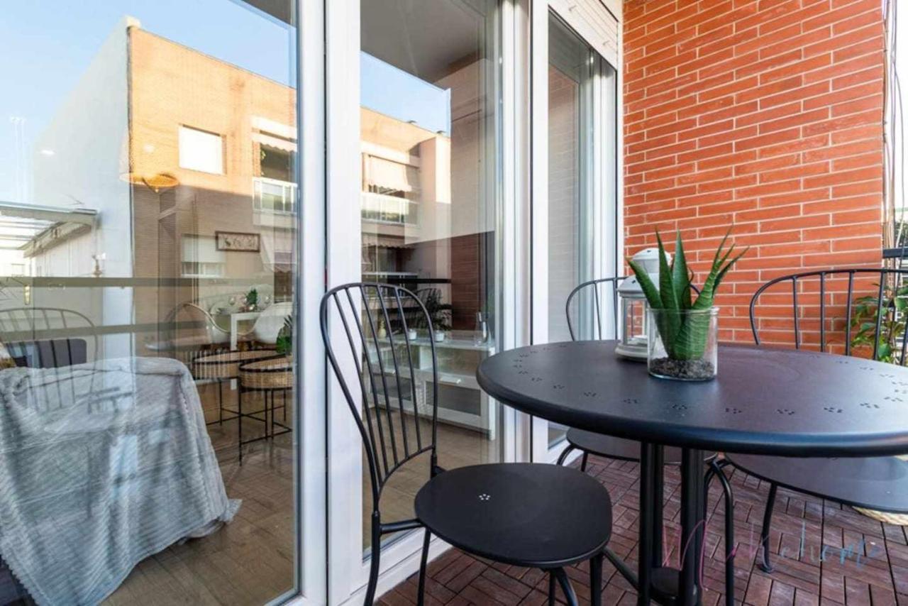 2 Apartamento En Estadio Sevilla 6 Plazas 3 Hab Y Metro Εξωτερικό φωτογραφία